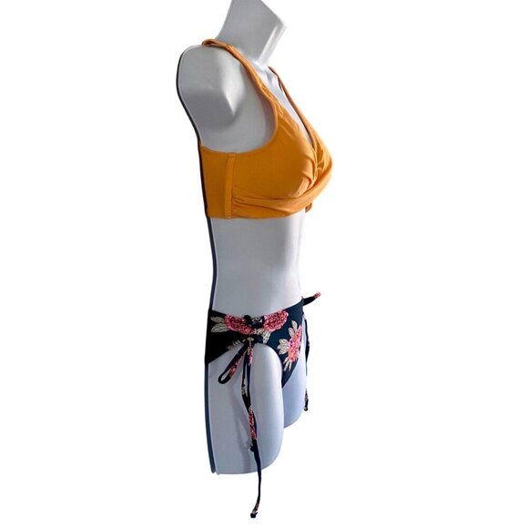 Cupshe Solid Top Floral Bottom Bikini 2 Piece Swimsuit Set Women's Small NEW - Picture 3 of 12